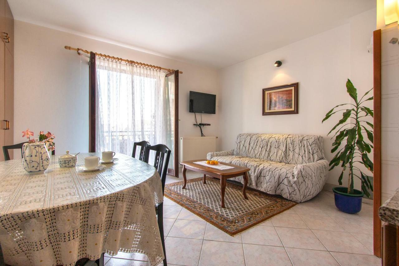 Irena'S Place A1 Rovinj Exterior photo